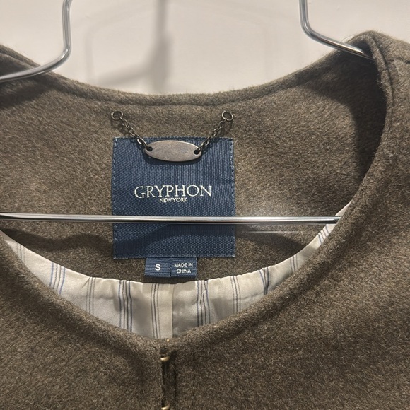 Gryphon green coat with gold stud embellishment. - Picture 7 of 9